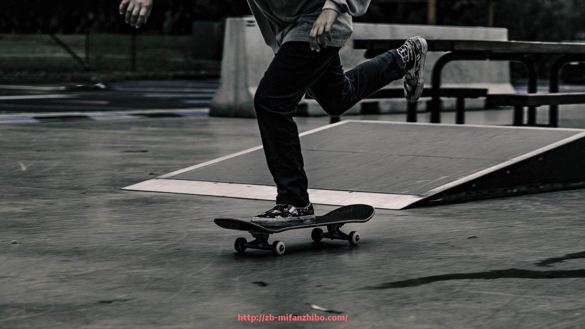 秘饭直播-健身器材机器人智能化功能及未来发展趋势